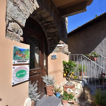 Casa Vacanze Tra I Monti E San Martino Biassa Екстер'єр фото